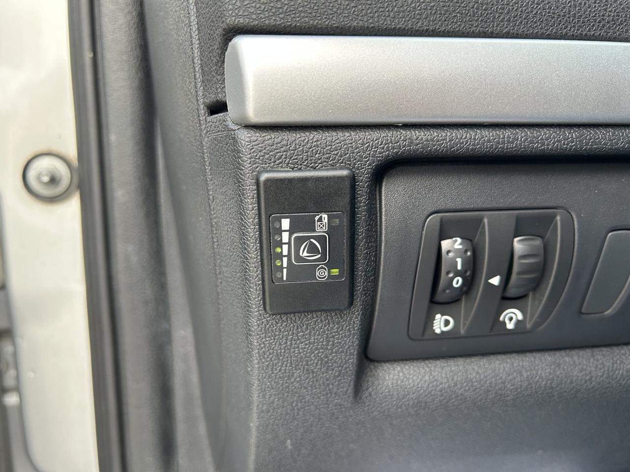 RENAULT CLIO 1.2 75CV GPL UNICO PROP. NEOPATENTATI