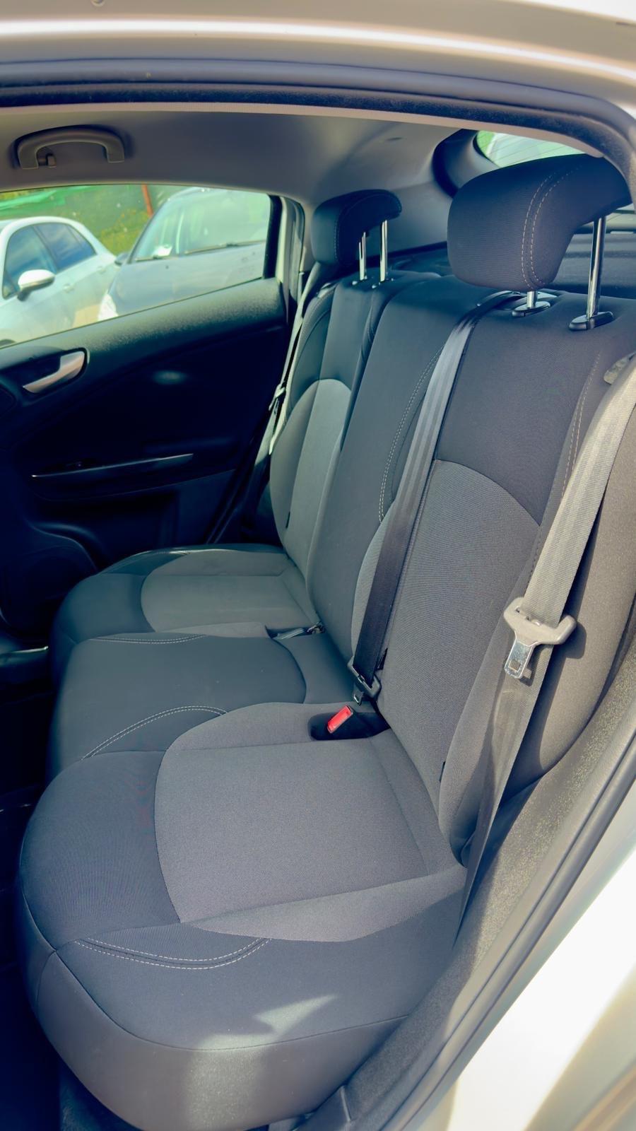 Alfa Romeo Giulietta 1.6 JTDm-2 105 CV Distinctive