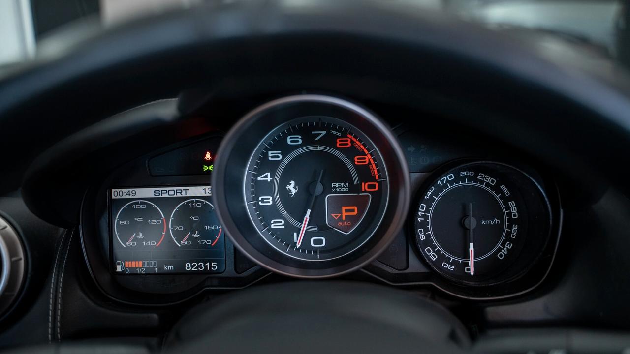 Ferrari California 4.3 DCT CABRIO CARBOCERAMIC 20" *SERVICE FERRARI*