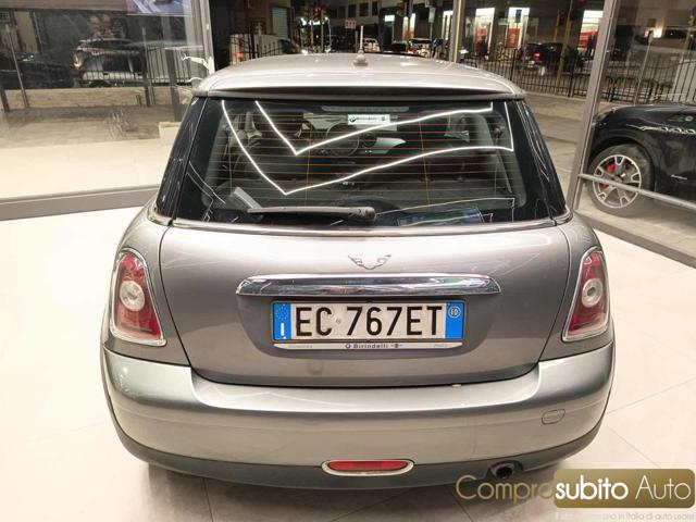 MINI Cooper 1.6 16V Cooper