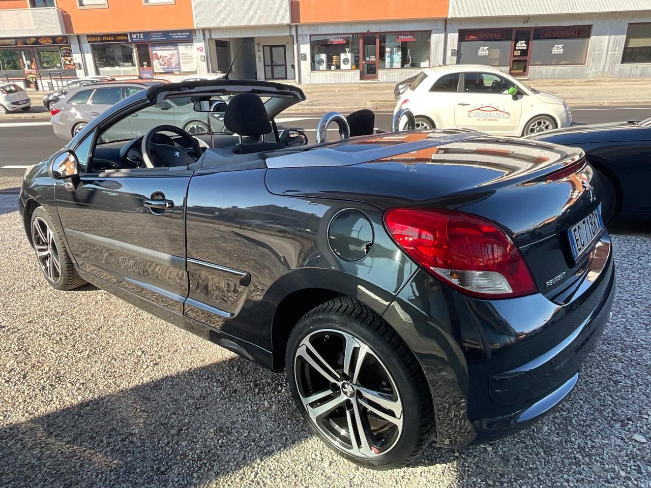 Peugeot 207 1.6 THP 150CV CC Féline