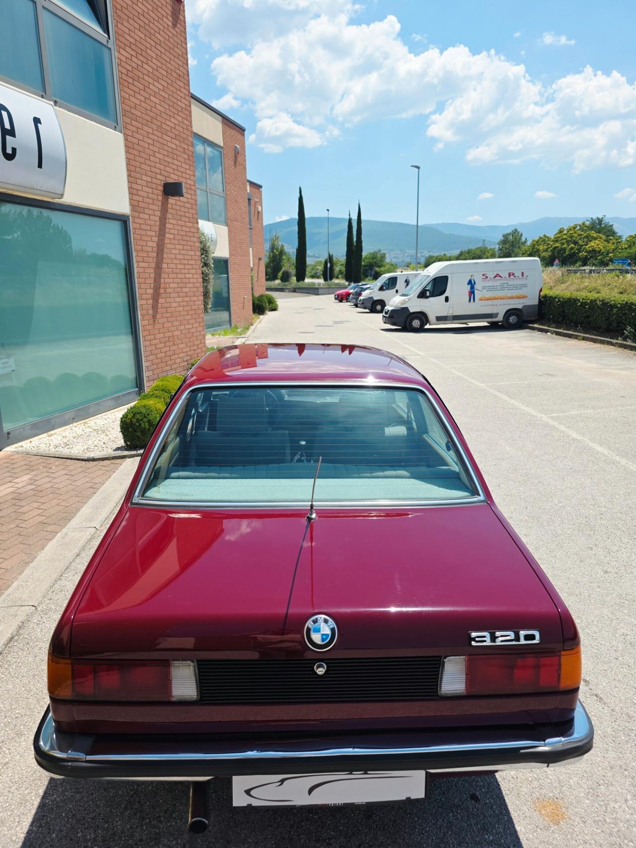 Bmw 320i Coupe Asi con CRS