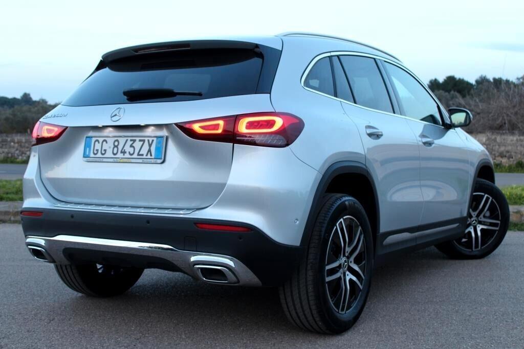 MERCEDES GLA 200 d Aut. *Pelle *Luci Ambiente