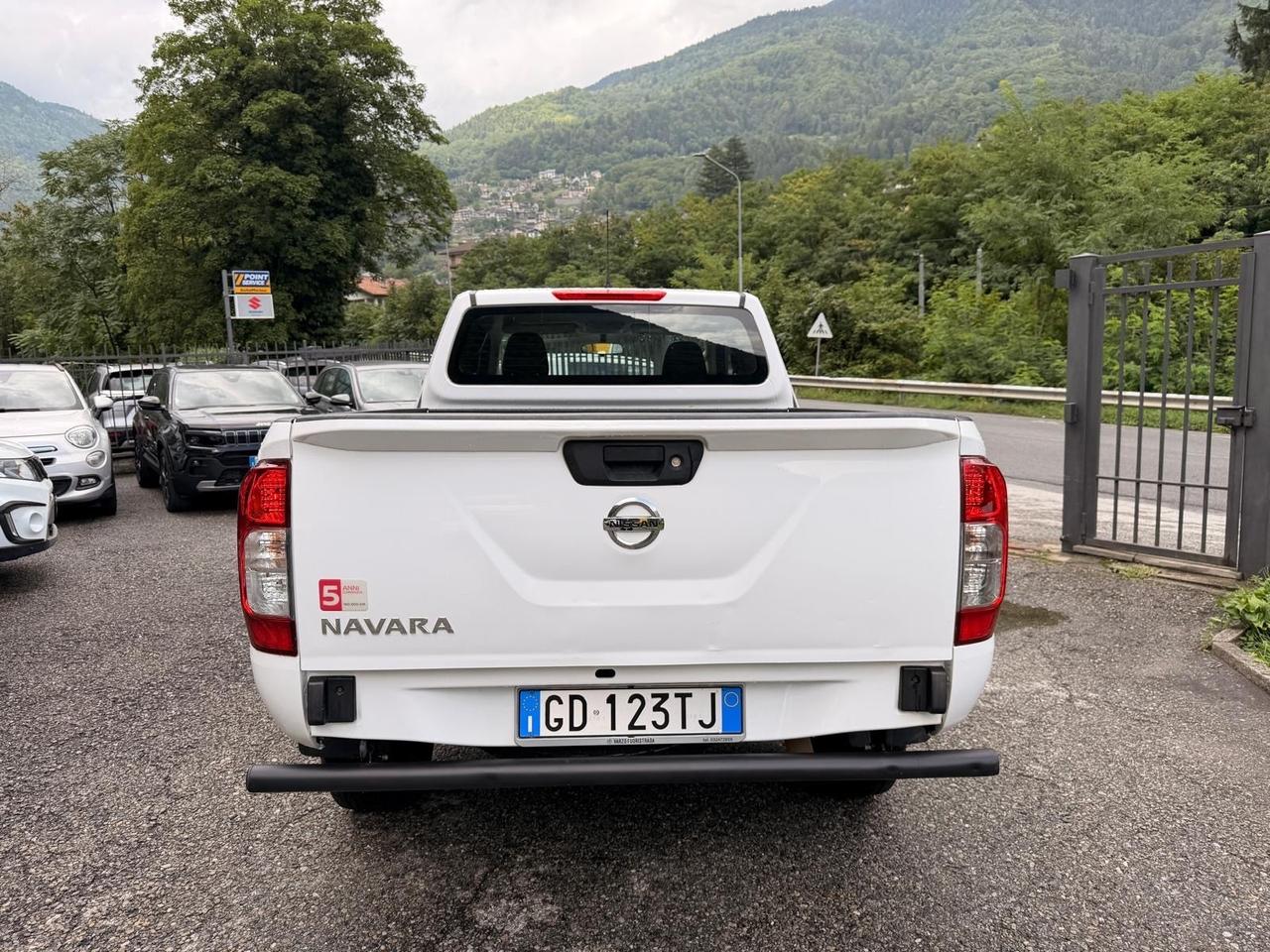 Nissan Navara 2.3 dCi 4WD King Cab Acenta