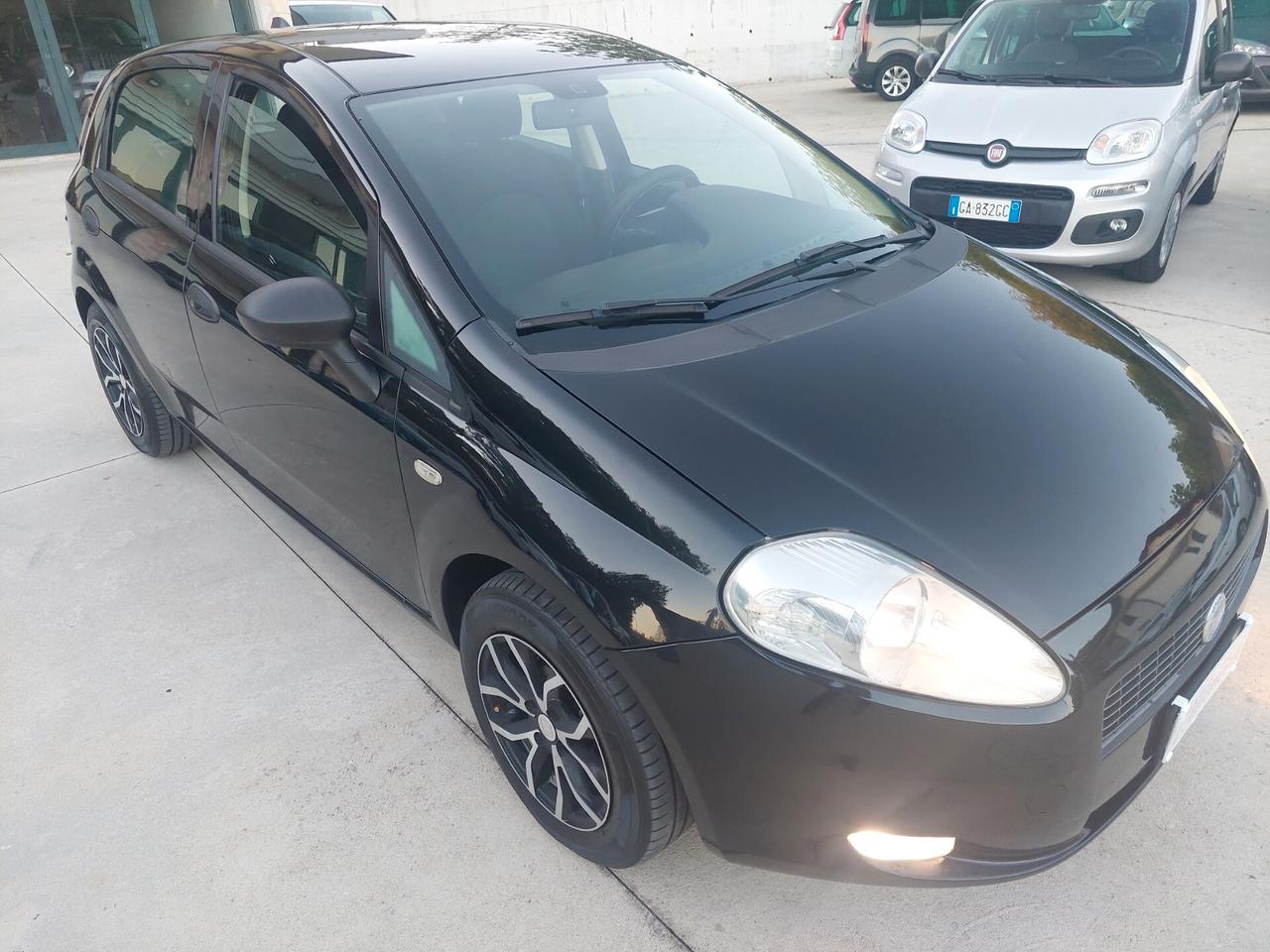 Fiat Grande Punto 1.3 MJT 75 CV 5 porte Dynamic