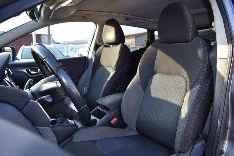 Nissan Qashqai Qashqai 1.5 dCi N-Connecta