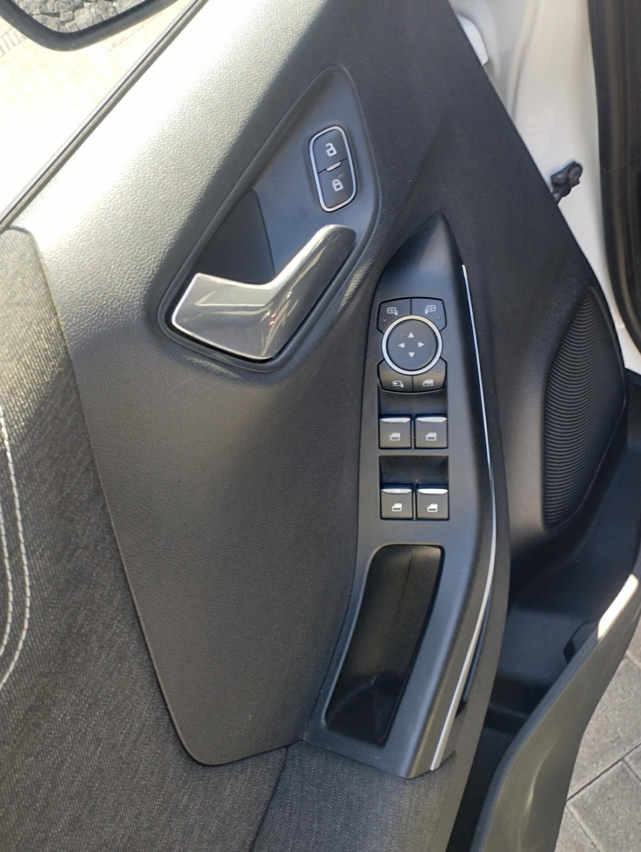 Ford Puma 1.0 EcoBoost 125 CV S&S Titanium X Permuto con utilitaria!