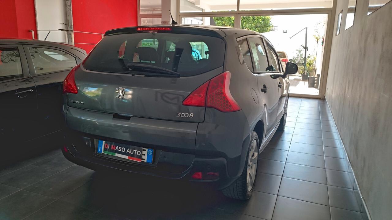 Peugeot 3008 1.6 HDi 115CV Style