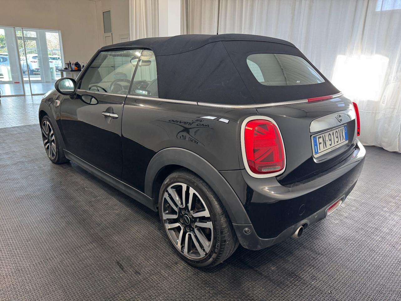 Mini 1.5 Cooper Hype Cabrio