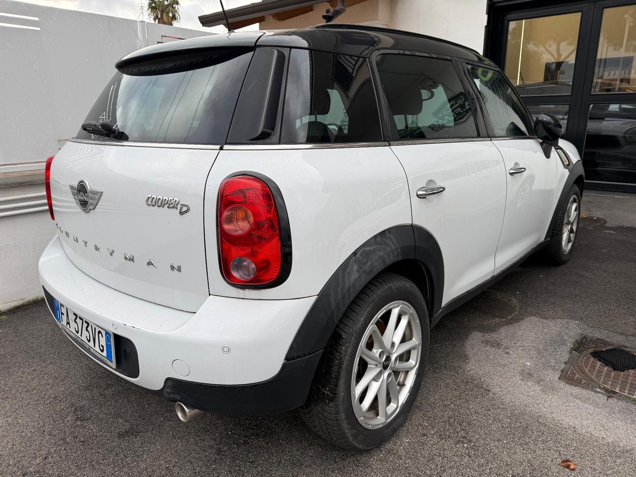 Mini Countryman - John Works