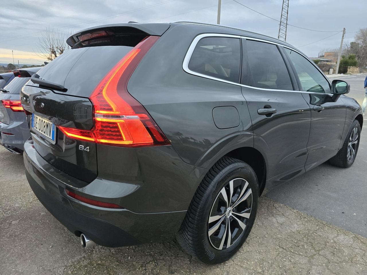 Volvo XC 60 XC60 B4 (d) AWD Geartronic Inscription