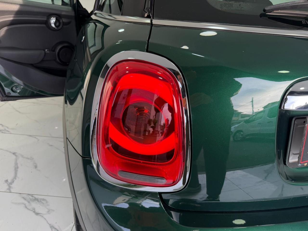Mini 1.5 Cooper 5 porte-AUTOMATICA-LED-GARANTITA-2015