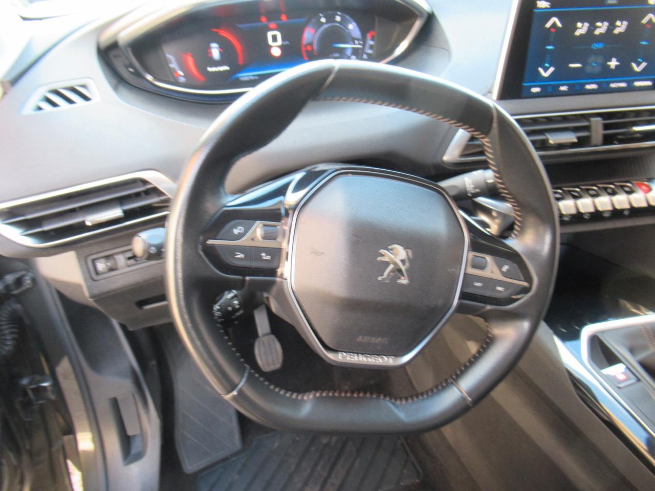 Peugeot 3008 BlueHDi 130 S&S Business