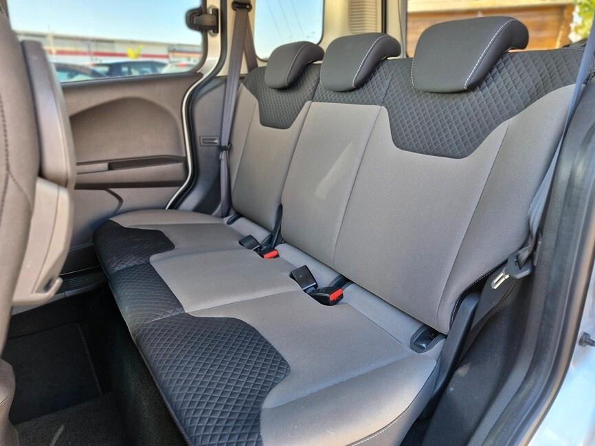 Ford Tourneo Courier 1.0 EcoBoost 100 CV Plus