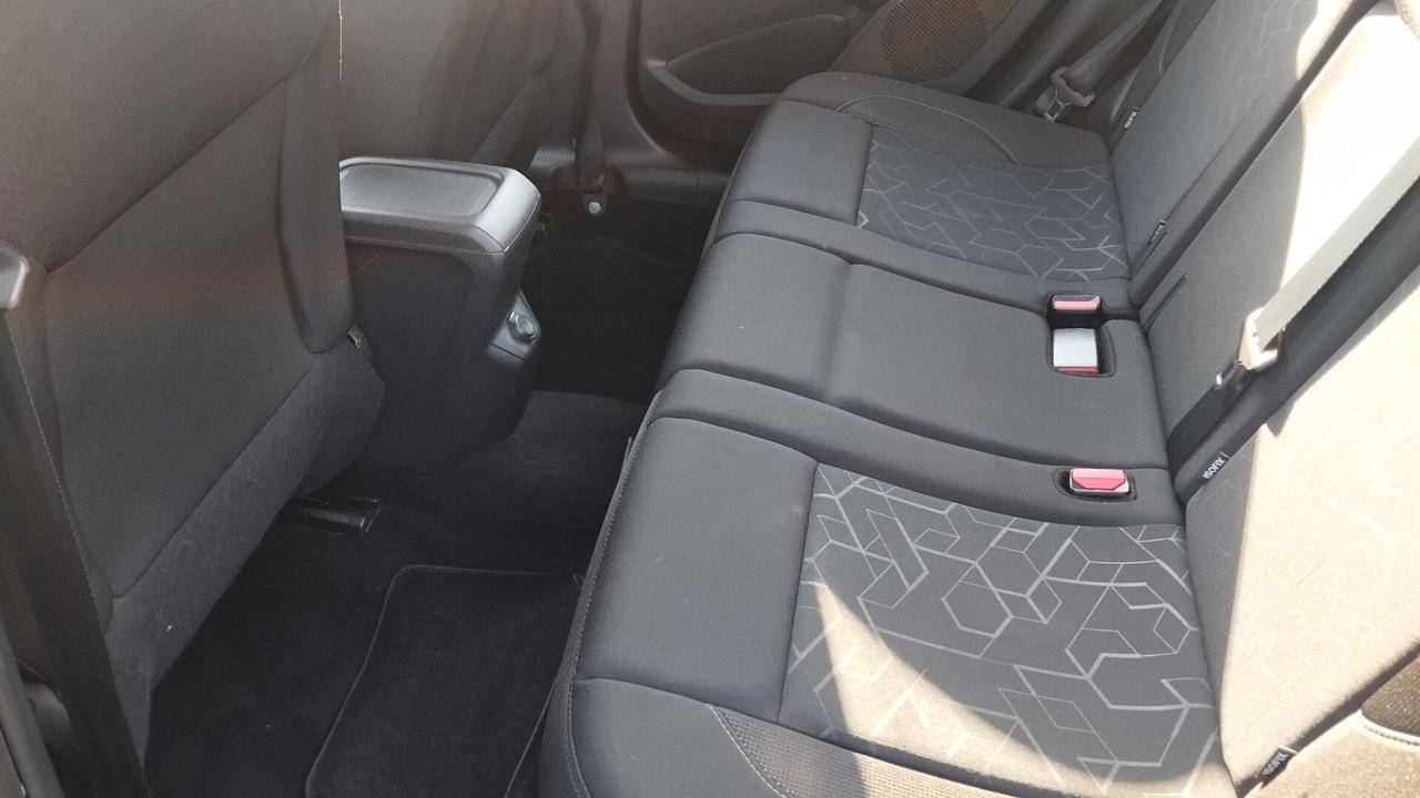 PEUGEOT 2008 1.2 BENZ-GARANZIA FULL-2015