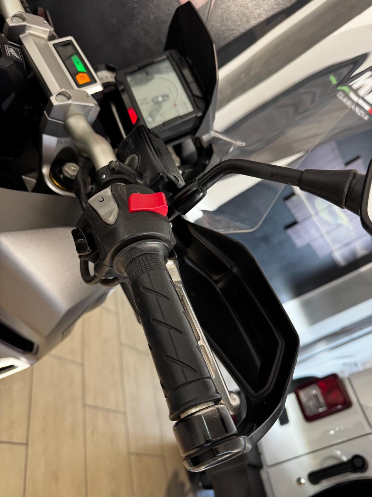Honda X-ADV 750 FINANZIABILE SENZA BUSTA PAGA OK PERMUTE GARANZIA