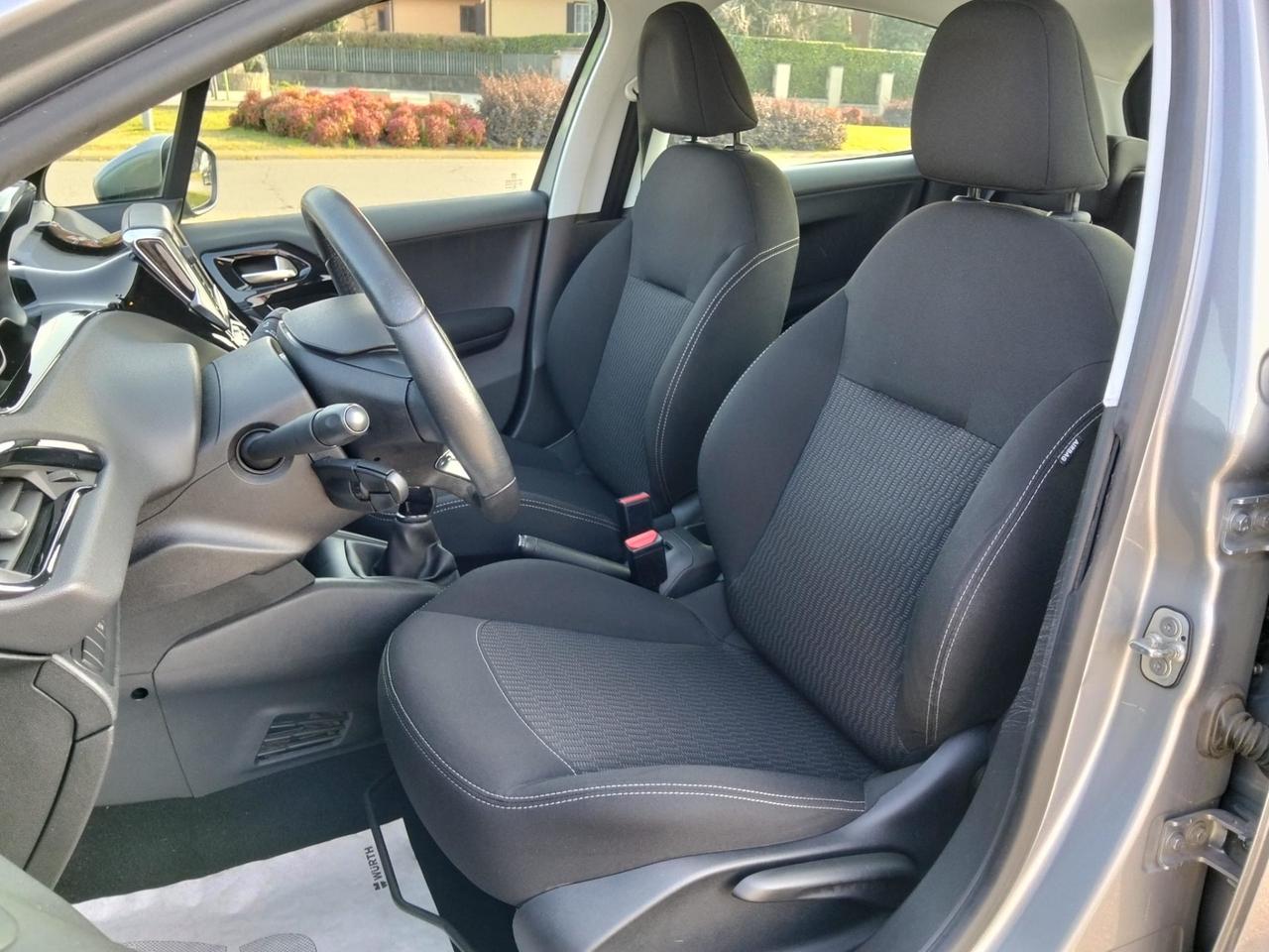 Peugeot 208 PureTech 82Cv 5P*Cerchi*Clima*Usb