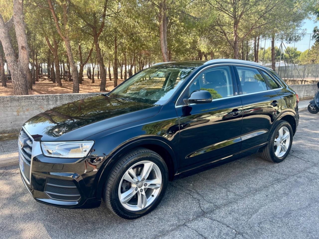 Audi Q3 2.0 TDI 120 CV Sport