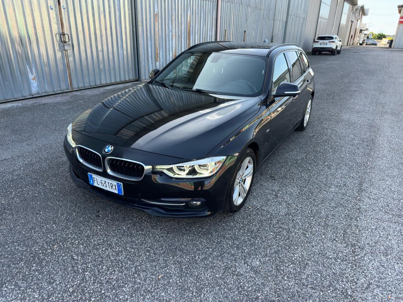 Bmw 316d touring SPORT LUXURY aut.