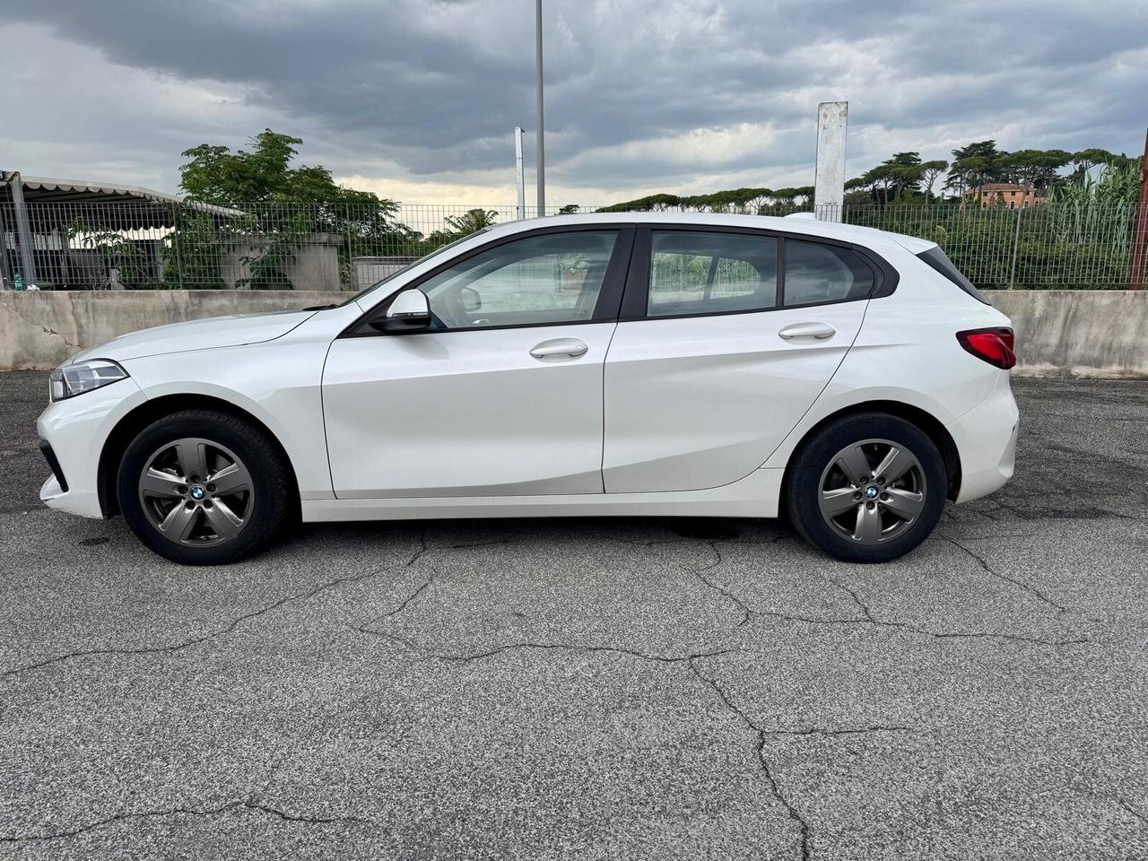 Bmw 116 116d 5p. Advantage