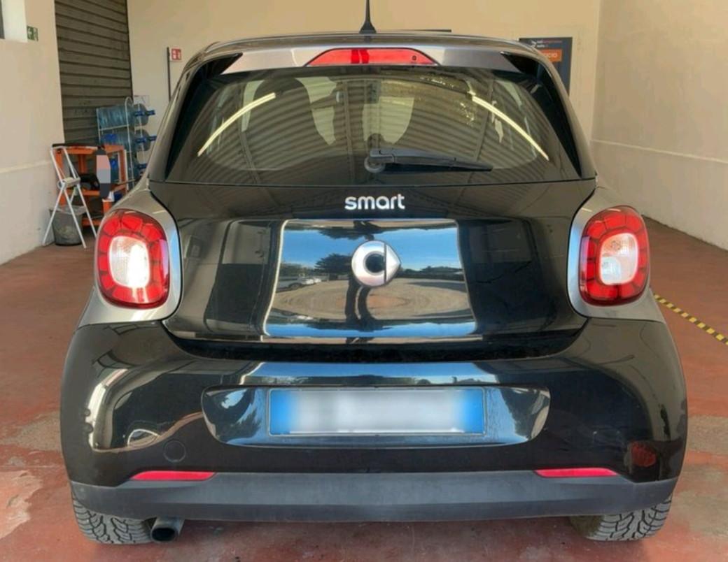 Smart forfour 0.9 t Passion 90cv twinamic - Cambio automatico