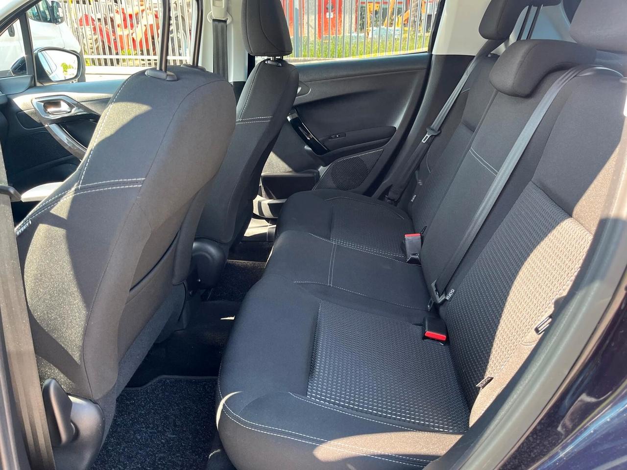 Peugeot 208 PureTech Turbo 110 EAT6 S&S 5 porte