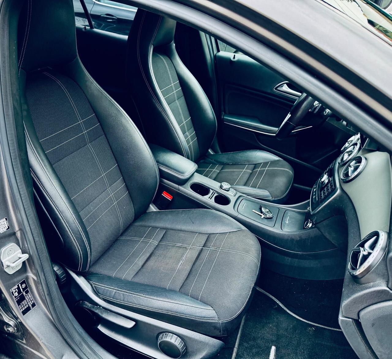 Mercedes-benz GLA 220 CDI Automatic Premium