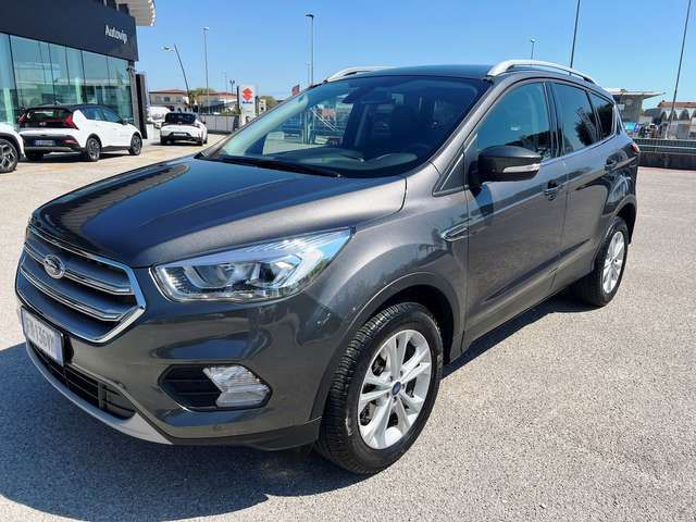 Ford Kuga 1.5 EcoBoost 120 CV Start&amp;Stop 2WD Titanium