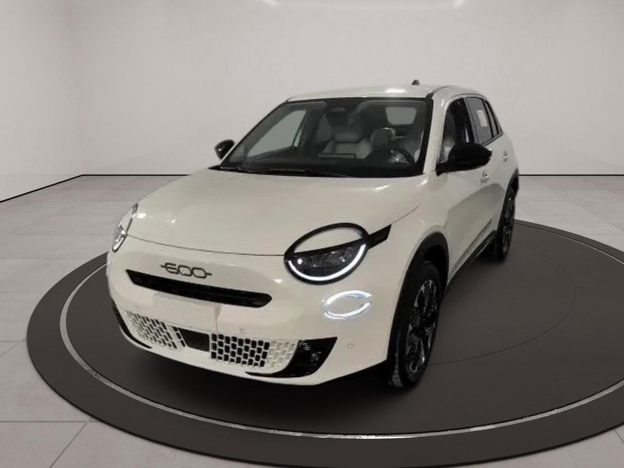Fiat 600 Hybrid 110 CV DCT MHEV La Prima