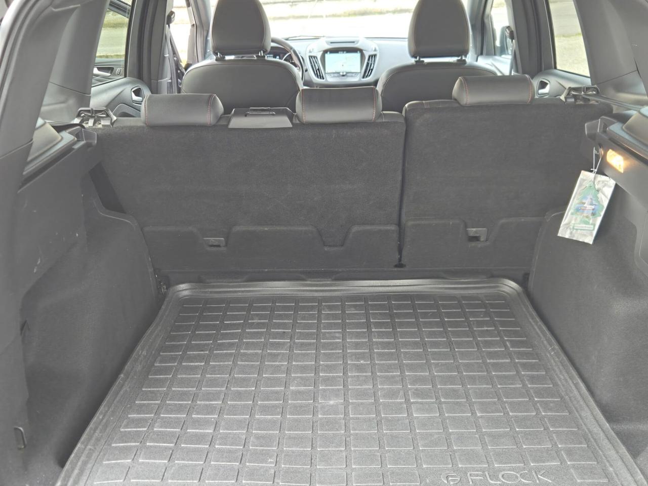 Ford Kuga 2.0 TDCI 120 CV S&S 2WD Powershift ST-Line