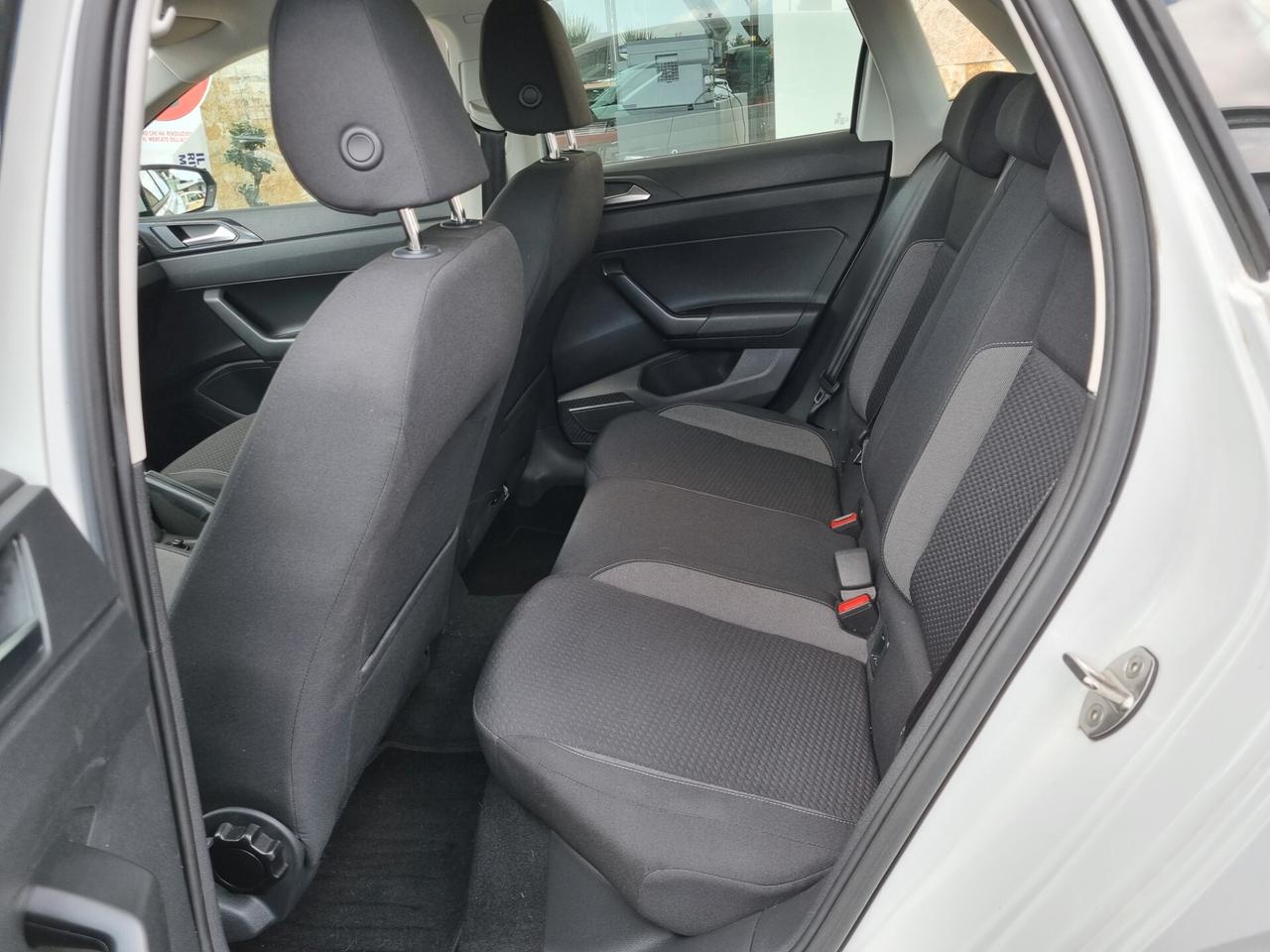 Volkswagen Polo VI 2022 1.0 tsi Life 95cv