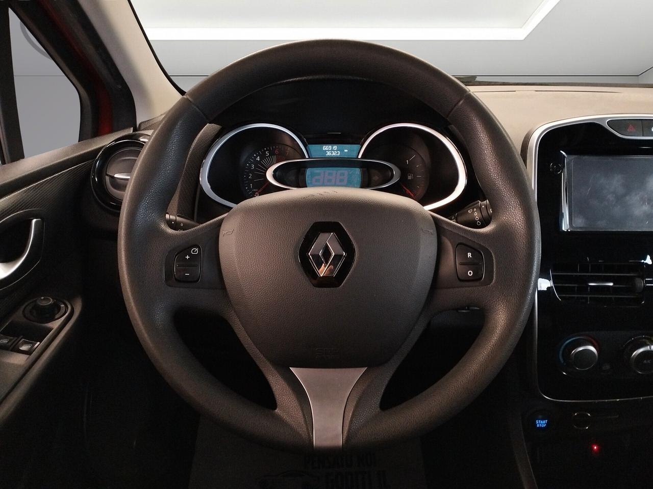 Renault Clio 1.2 75CV Zen - GPL VALIDO FINO 2032 - NEOPATENTATI