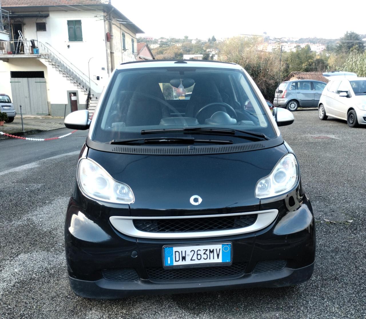 Smart ForTwo 1000 52 kW MHD cabrio passion