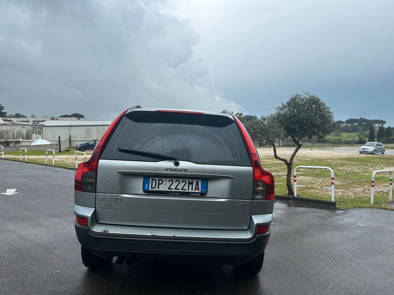 Volvo XC 90 XC90 2.4 D5 185 CV AWD Momentum