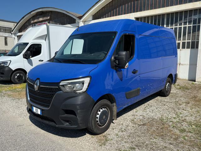RENAULT Master T33 2.3 dCi 135 cv PASSO MEDIO