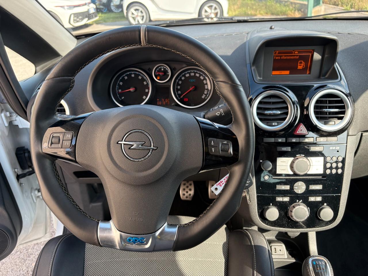 Opel Corsa 1.6 T 192CV 3 porte OPC