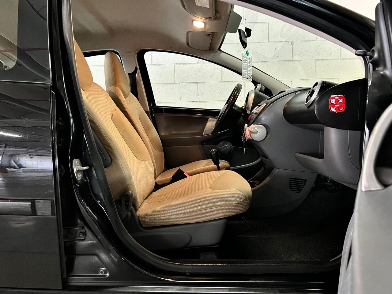 Peugeot 107 1.0 68CV 5p. Sweet Years