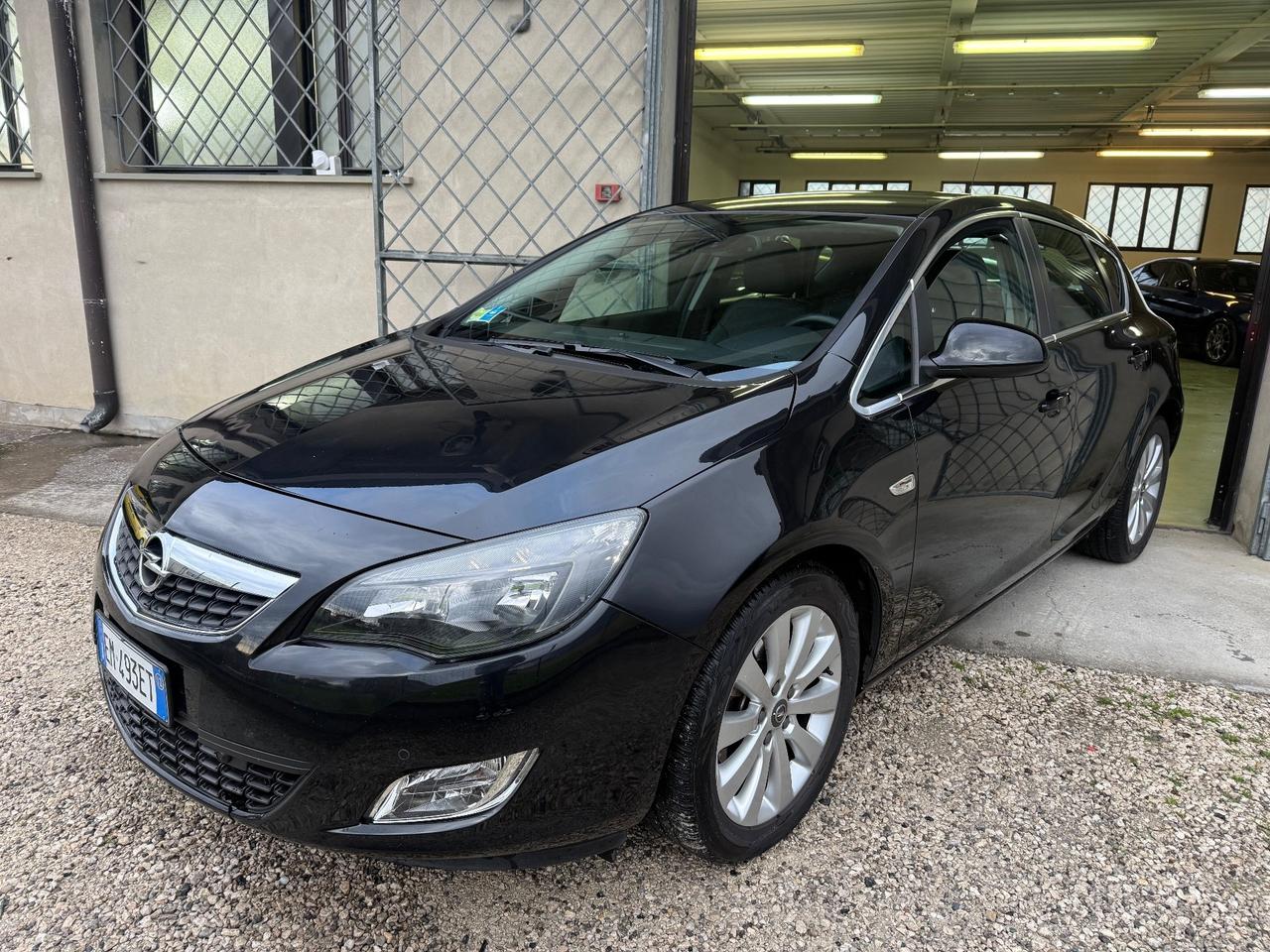 Opel Astra 1.7 CDTI 130CV EcoFLEX porte Cosmo UNICO PROPRIETARIO