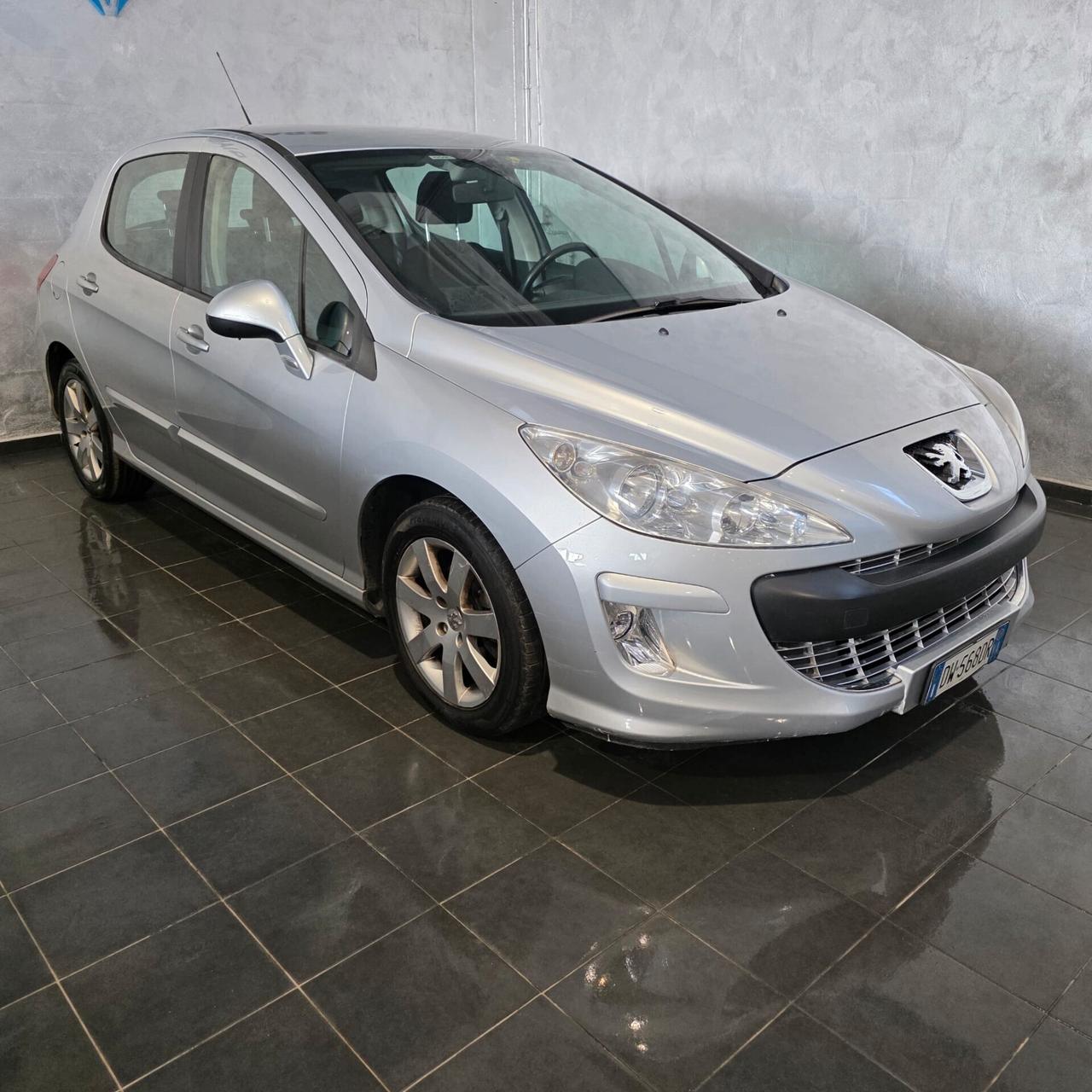 Peugeot 308 1.6 HDi NEOPATENTATI
