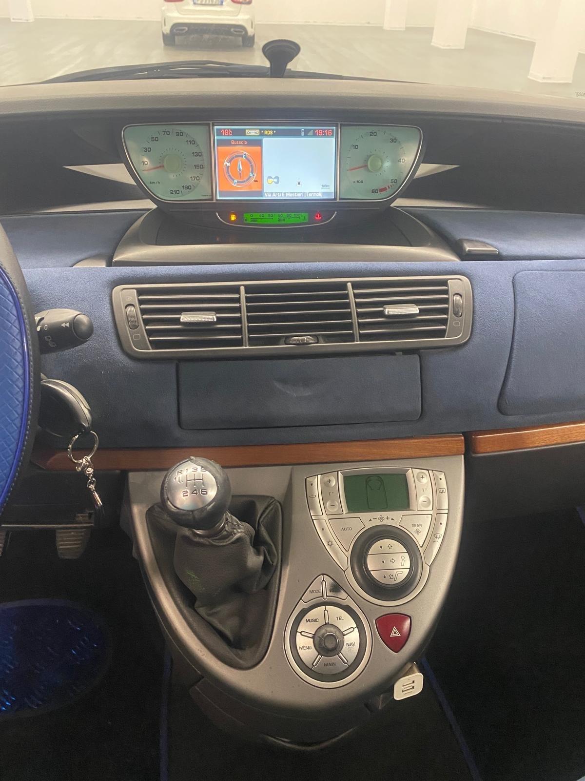 Lancia Phedra 2.2 JTD Emblema Plus FAP