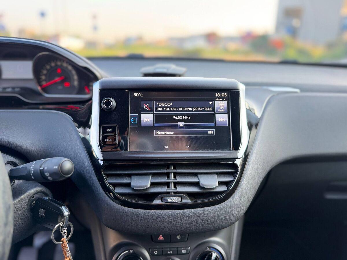 Peugeot 208 1.4 hdi 8v Allure 5p