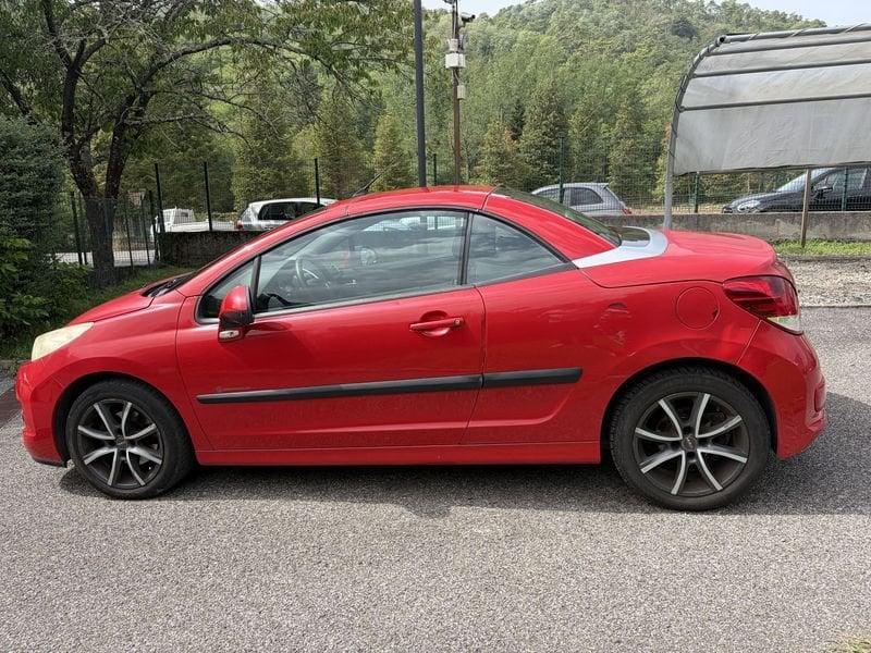 Peugeot 207 1.6 VTi 120CV CC Féline