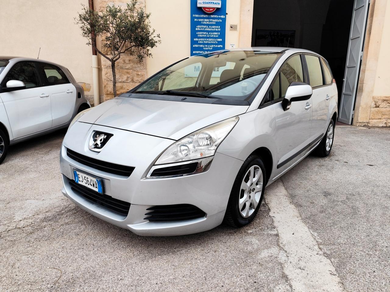 Peugeot 5008 1.6 HDi 112CV Family
