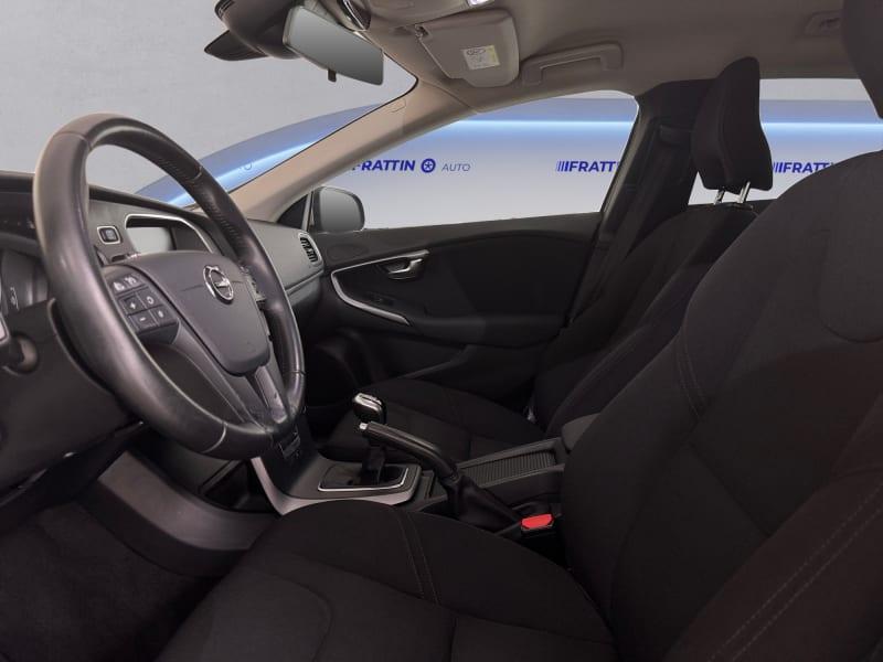 VOLVO V40 D2 BUSINESS