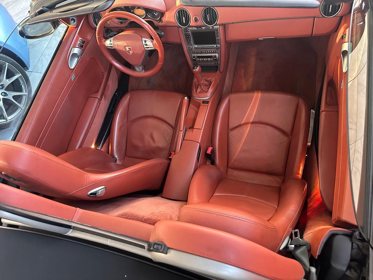 Porsche Boxster 2.7 24V - Permute