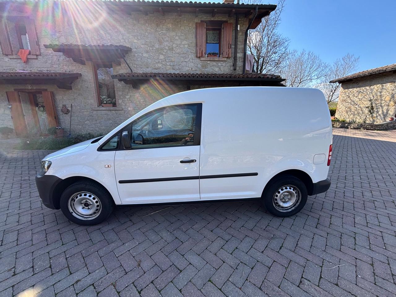 Volkswagen Caddy 1.6 TDI 102 CV DSG 4p. Van 88.000 Km