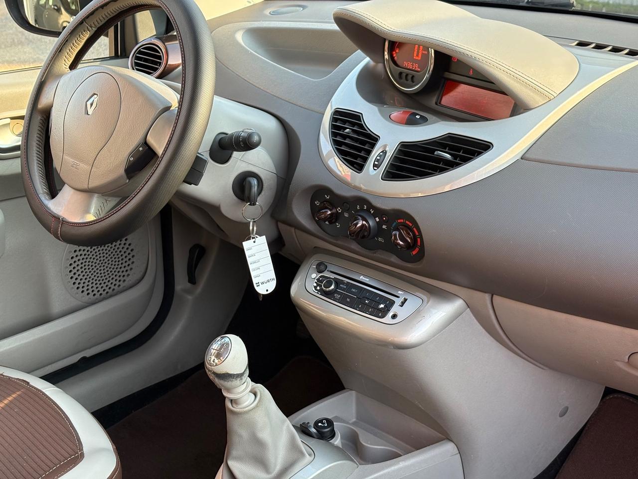 Renault Twingo 1.2 16V Live