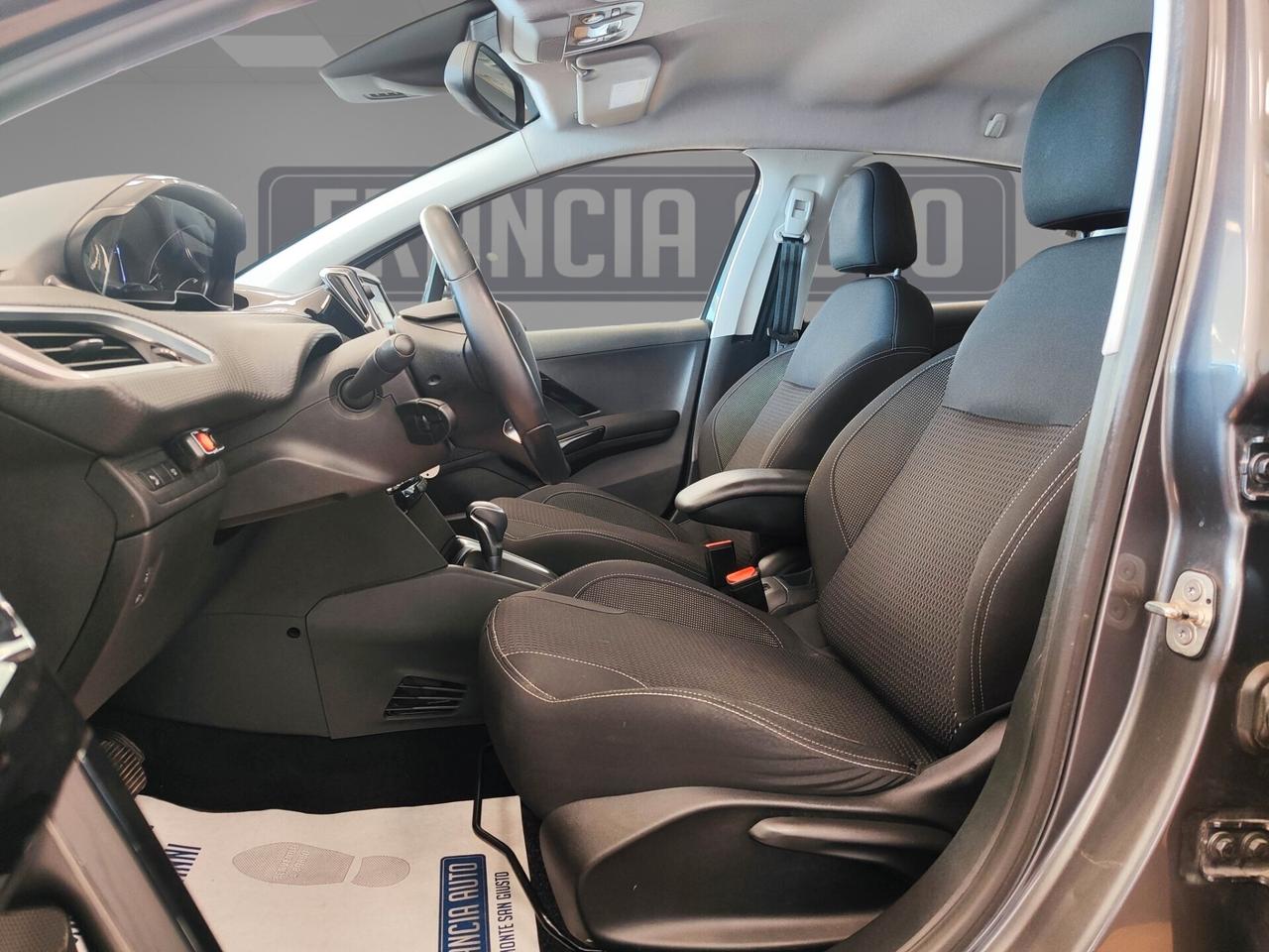 Peugeot 208 1.2 benzina AUTOMATICA-UNICO PROPRIETARIO-
