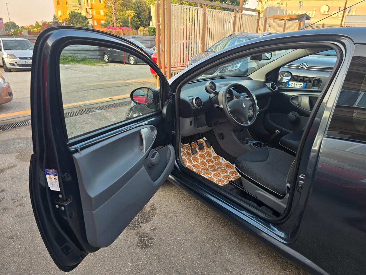 Peugeot 107 1.0 68CV 3p. Allure
