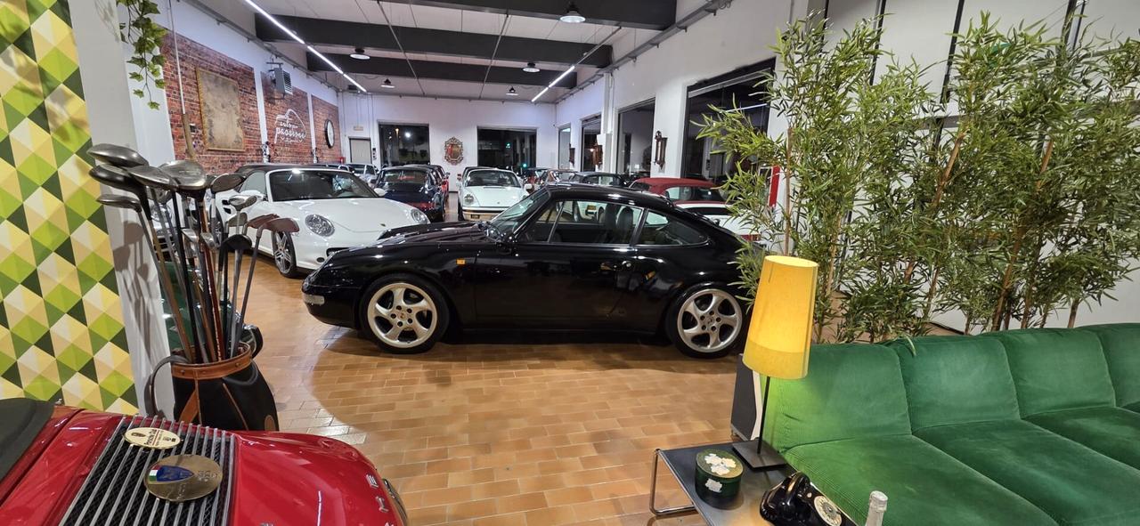 993 911 Porsche Carrera 4 Coupé Book Service Asi